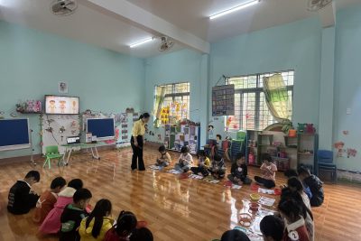 Lớp lá :Dạy chuyên đề: Nhận biết một  số vùng riêng tư và đụng chạm hoặc hành vi an toàn và không ao toàn