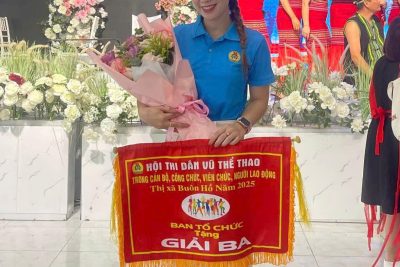 HỘI THI DÂN VŨ THỂ THAO CỦA LIÊN ĐOÀN LAO ĐỘNG THỊ XÃ BUÔN HỒ TỔ CHỨC
