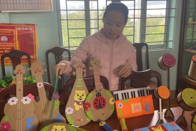 GV: Hoàng Hão – Hội thi đồ dùng mầm non trường MG Hoa Sữa